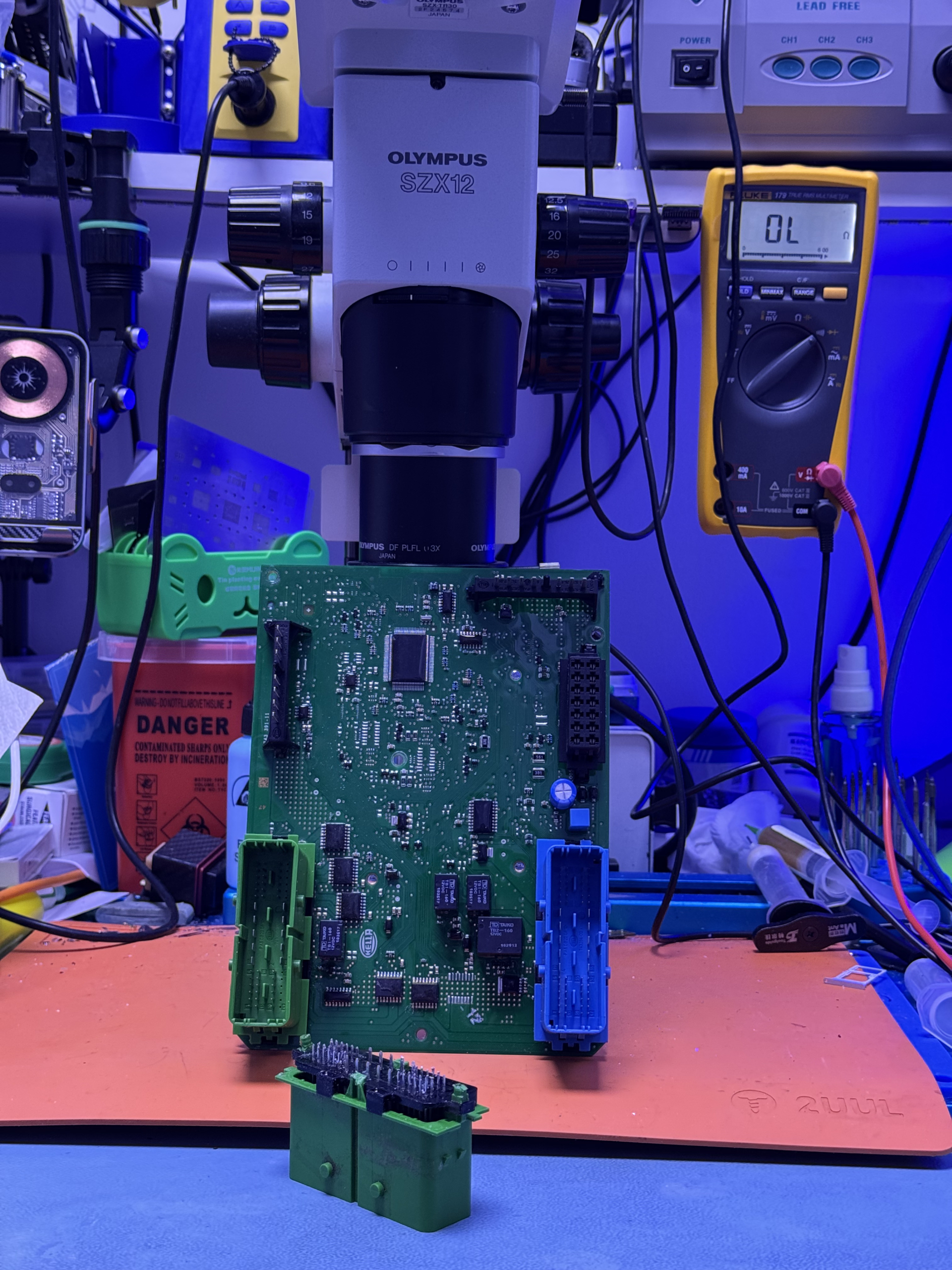 Connecteur réparé micro-soudure résultat – ToFix Liège